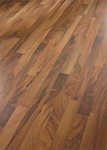 ΔΑΠΕΔΟ LAMINATE 7mm LC 55 211 WALNUT